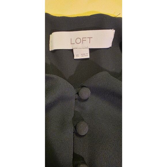 LOFT Covered‎ Button Strappy Cami Size XS Solid Black Lined - Picture 3 of 5